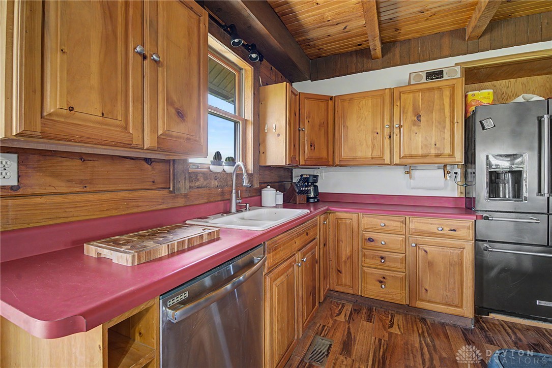 3287 Idle Road St. Paris, OH 43072 - Photo 15 of 47