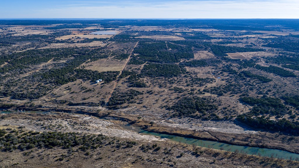 1774 Shafer Lane Hext, TX 76848 - Photo 35 of 82