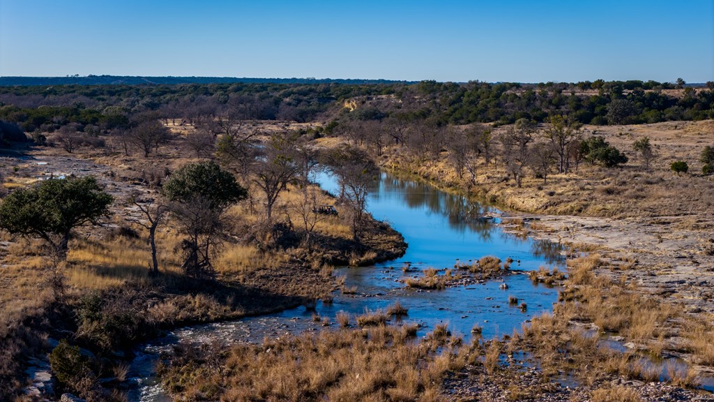 1774 Shafer Lane Hext, TX 76848 - Photo 43 of 82