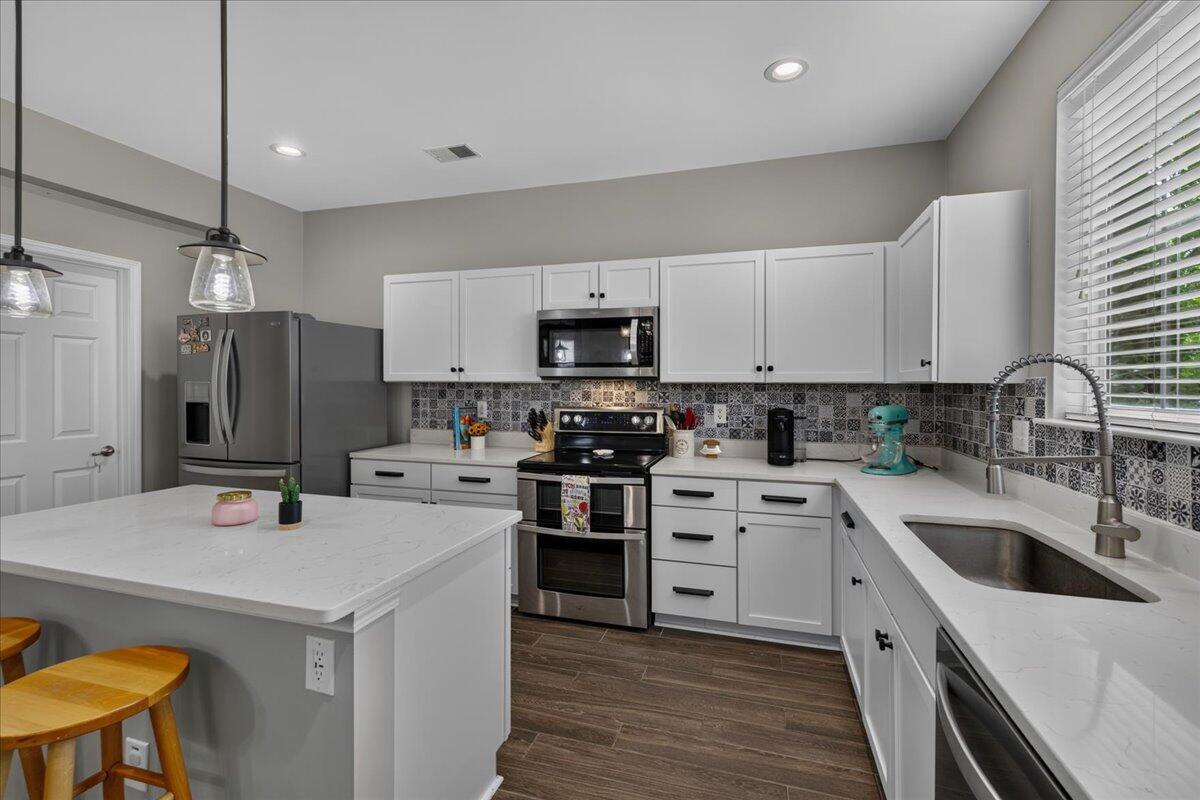 405 Principal Court Ladson, SC 29456 - Photo 16 of 53 Kitchen
