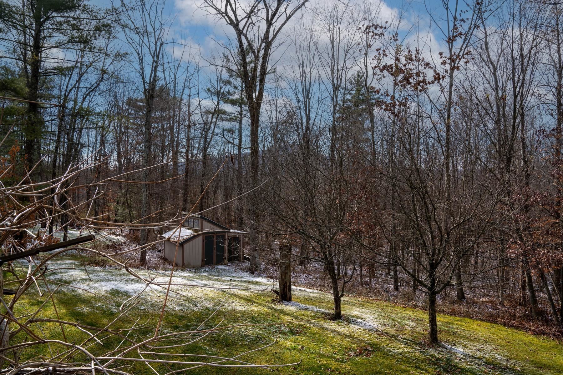 140 Duffy Drive Bennington, VT 05201 - Photo 6 of 18