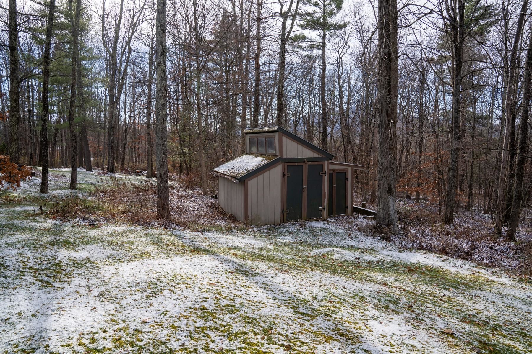 140 Duffy Drive Bennington, VT 05201 - Photo 7 of 18