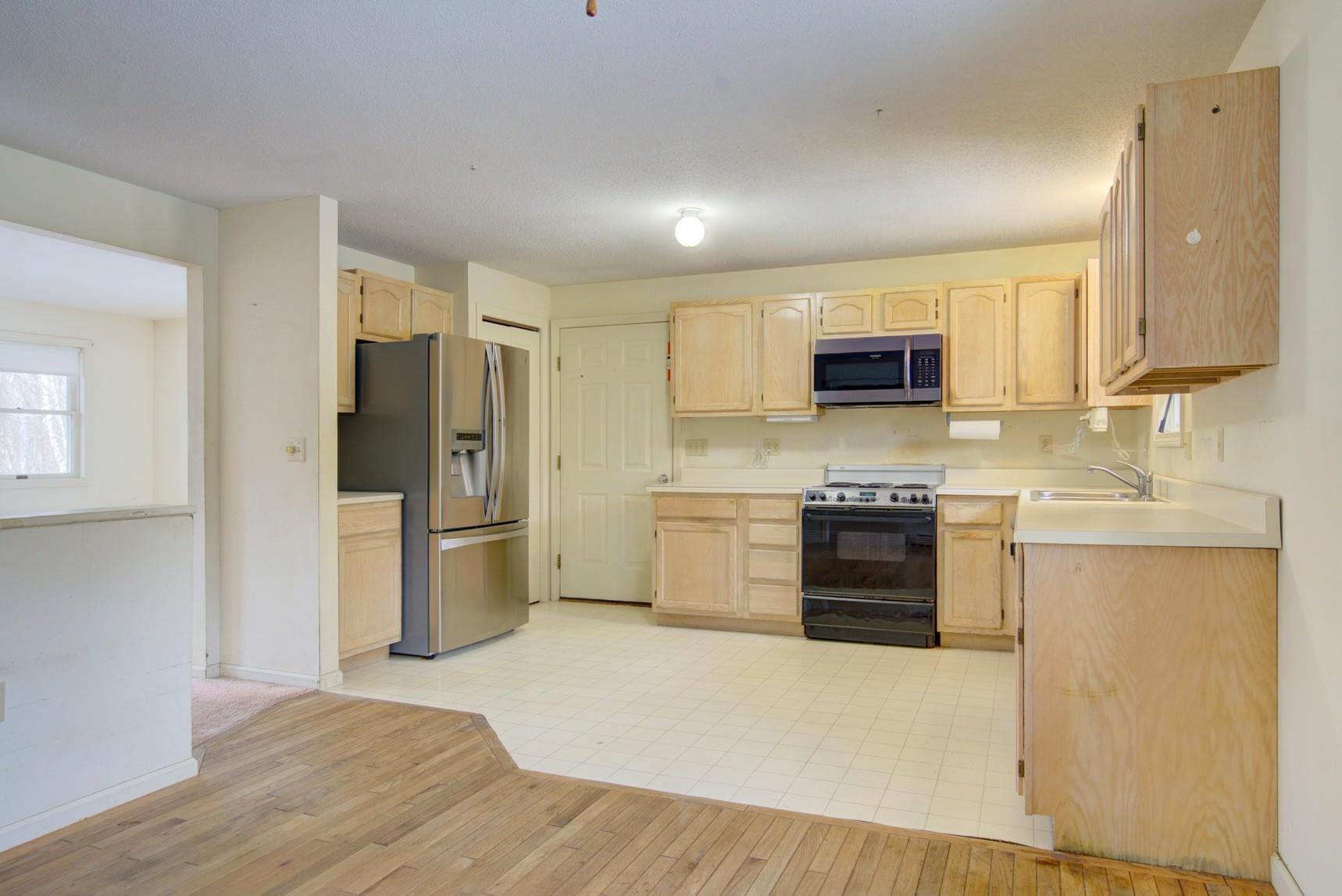 140 Duffy Drive Bennington, VT 05201 - Photo 8 of 18