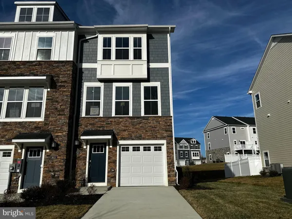 $389,990 | 5613 Ludlow Place, White Plains, MD 20695