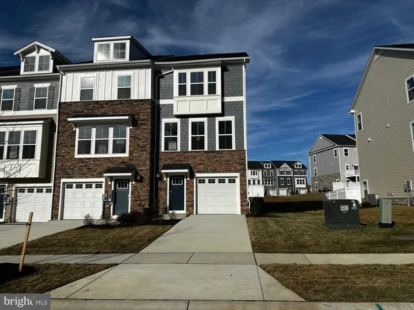 $389,990 | 5613 Ludlow Place, White Plains, MD 20695