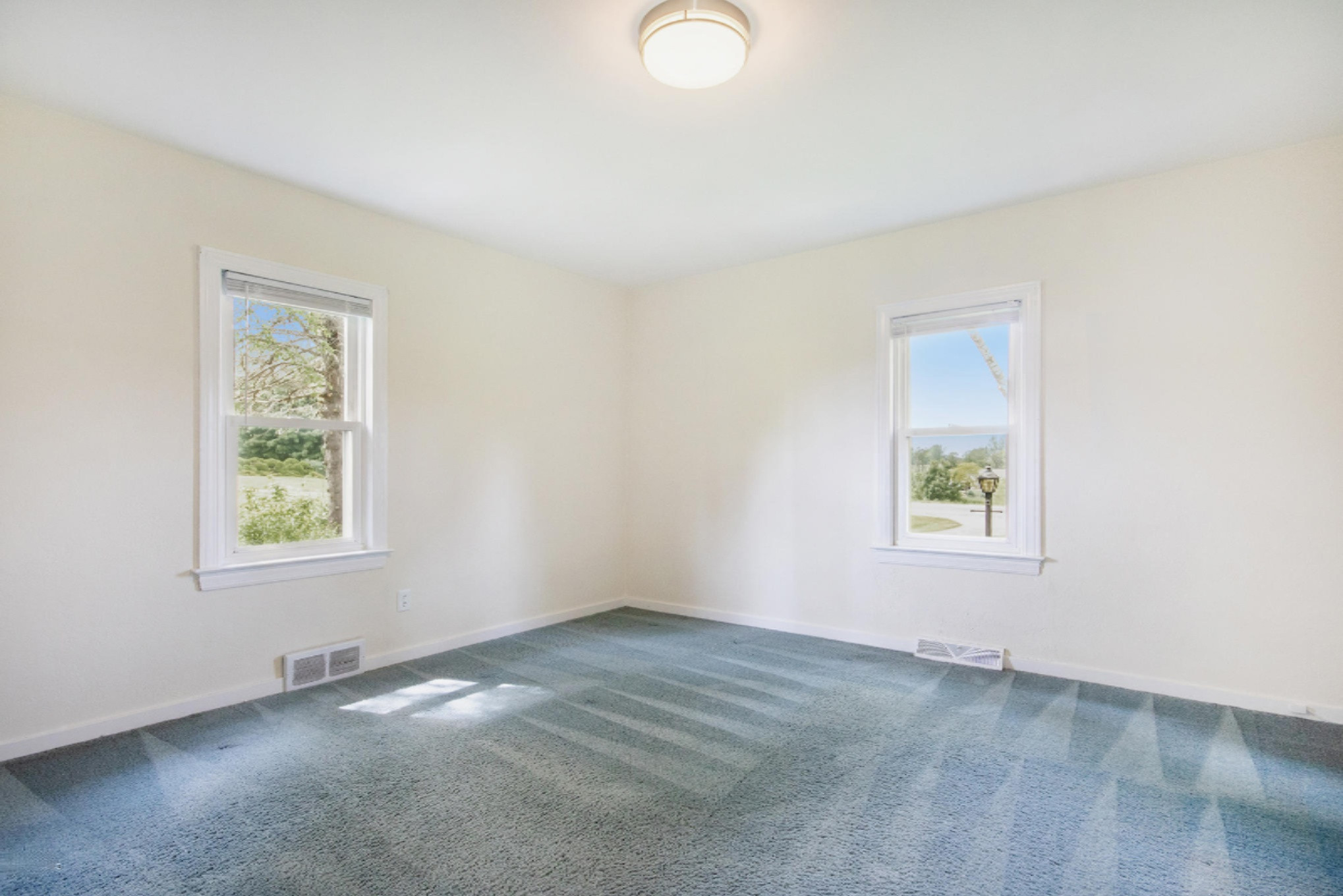 520 13 Mile Road, Unit D Sparta, MI 49345 - Photo 15 of 25 IMG_4349-