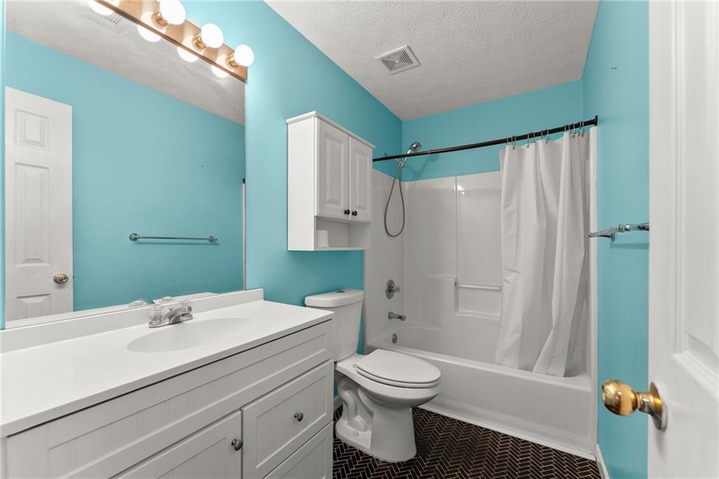 4516 Nohl Ridge Lane Flowery Branch, GA 30542 - Photo 23 of 36