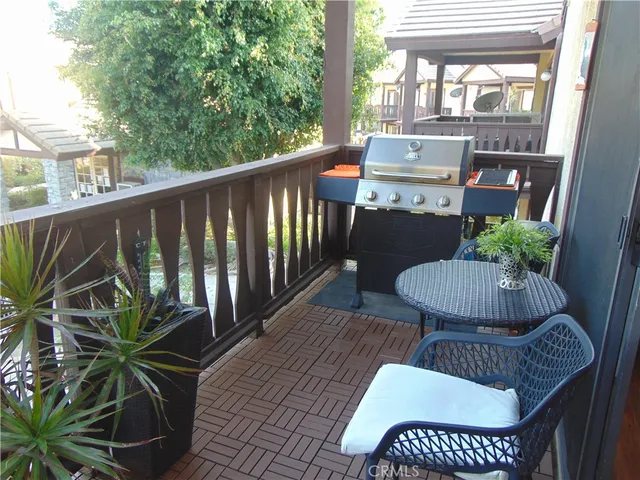 a close view of wooden floor