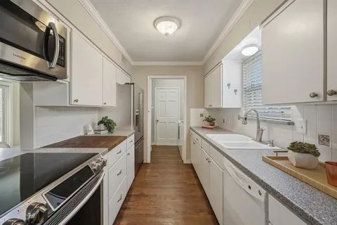 $619,900 | 9525 Livenshire Drive, Dallas, TX 75238