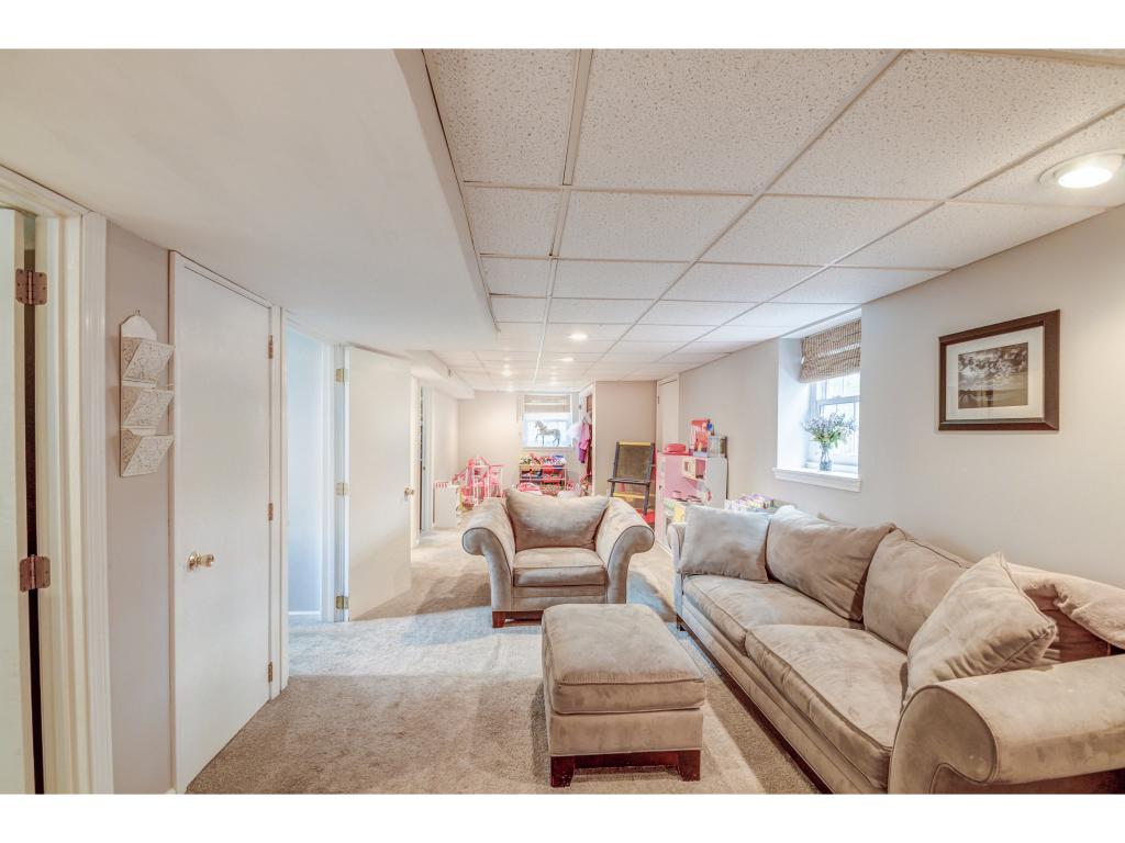 20 Newburgh Road Nashua, NH 03062 - Photo 14 of 18