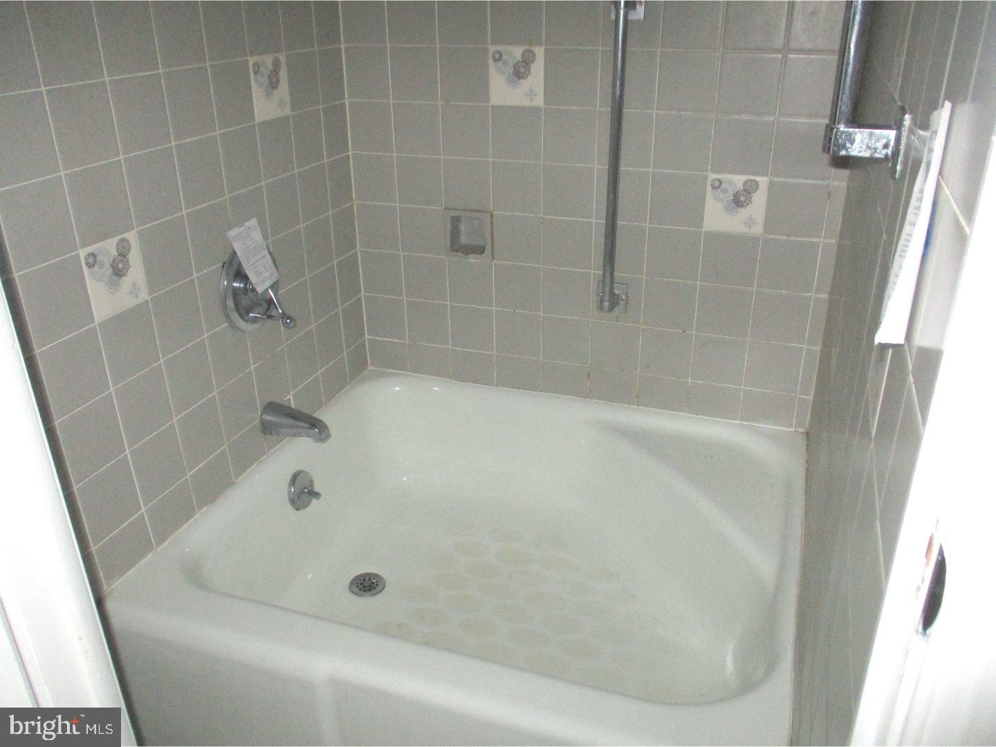 5 Oak Ridge Drive Haddonfield, NJ 08033 - Photo 13 of 15 Gallery Image 13