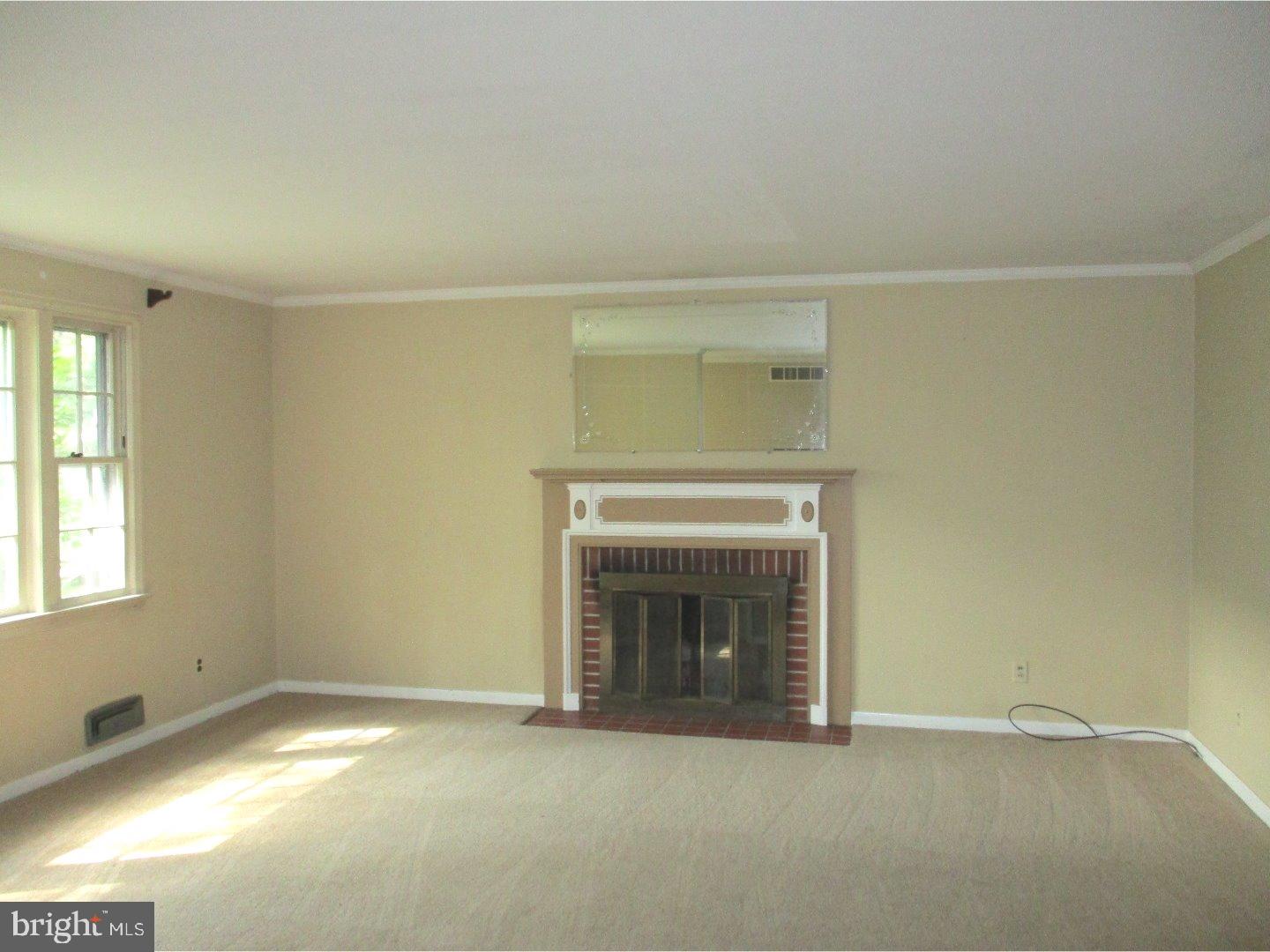 5 Oak Ridge Drive Haddonfield, NJ 08033 - Photo 4 of 15 Gallery Image 4