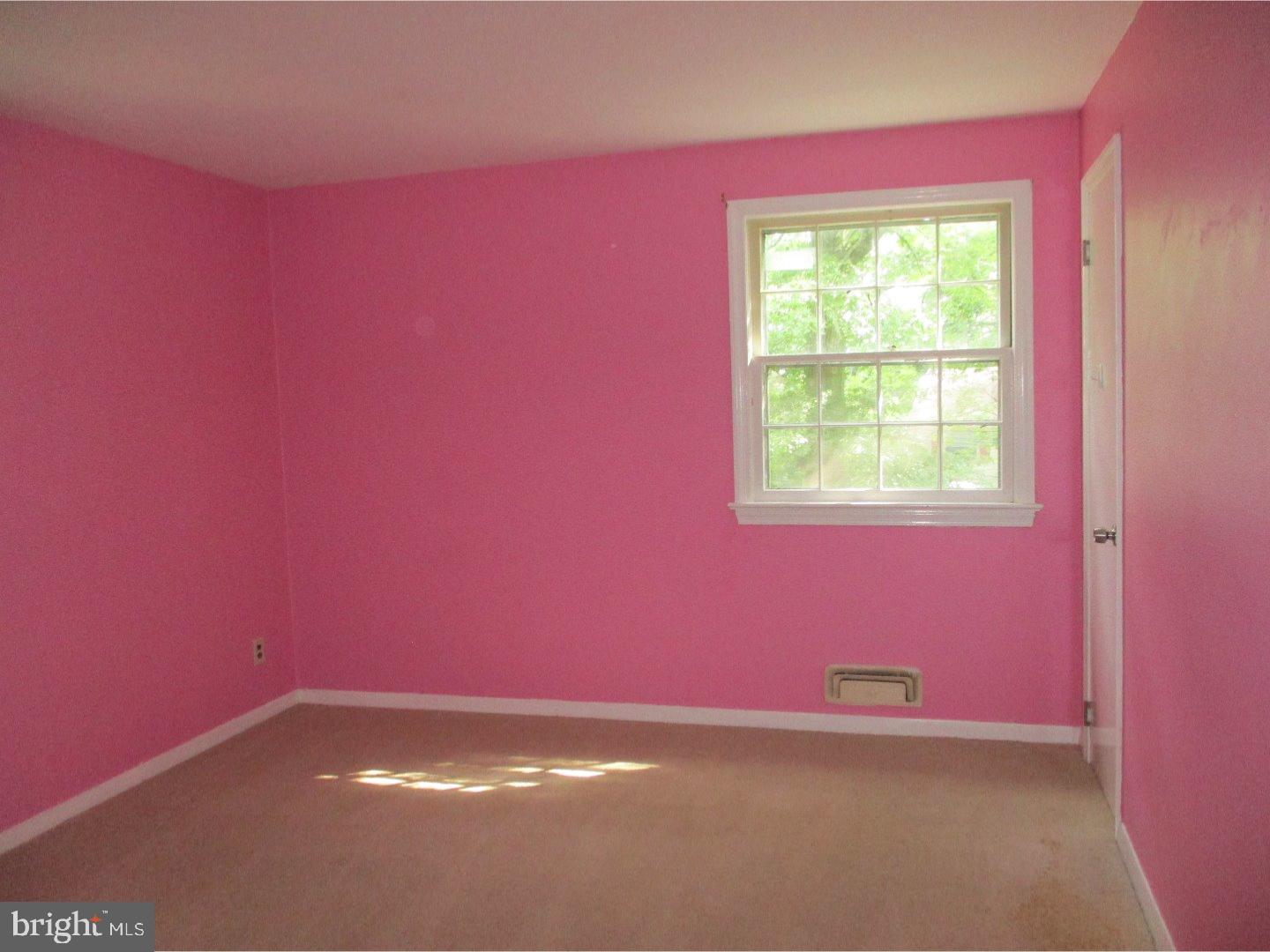 5 Oak Ridge Drive Haddonfield, NJ 08033 - Photo 9 of 15 Gallery Image 9