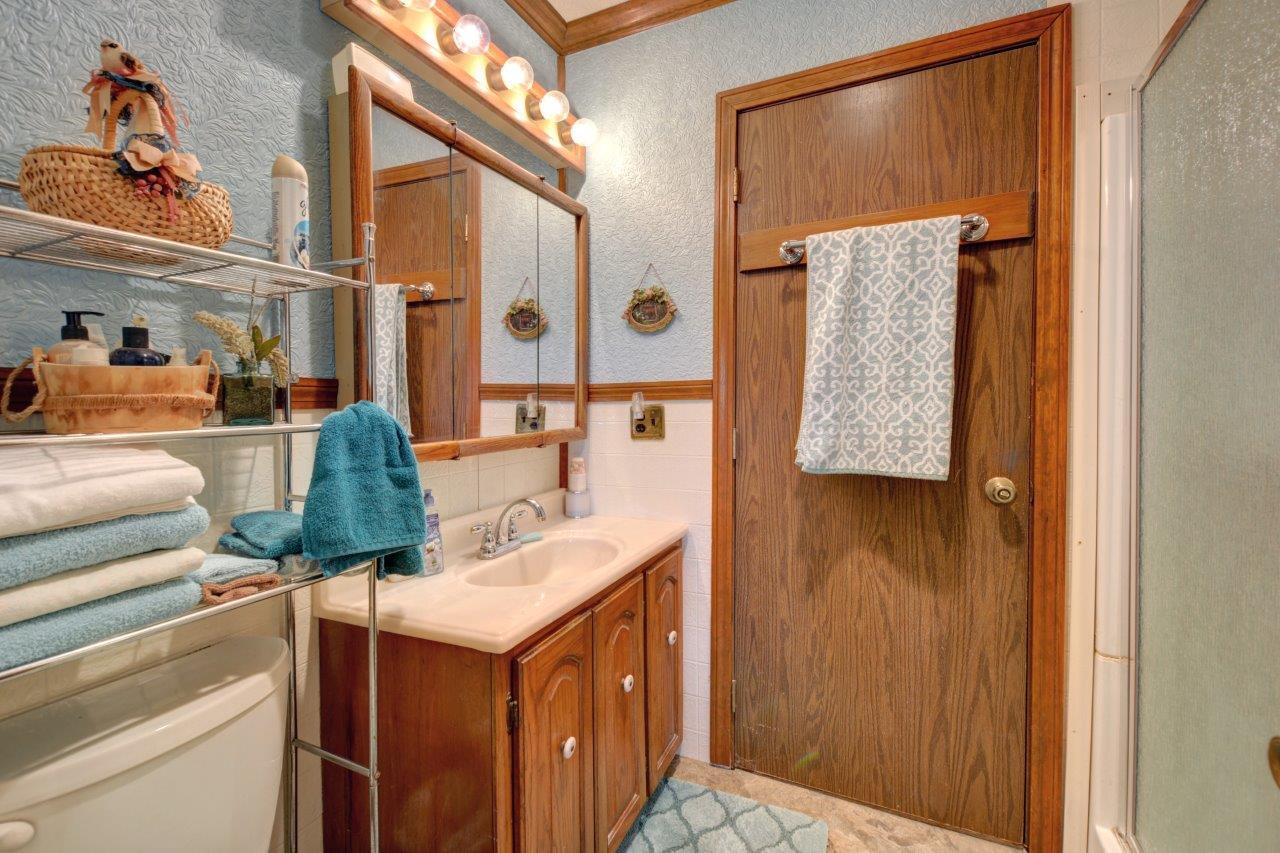 3760 Alta Vista Road Eagle Point, OR 97524 - Photo 22 of 74 DSC_5800_1_2