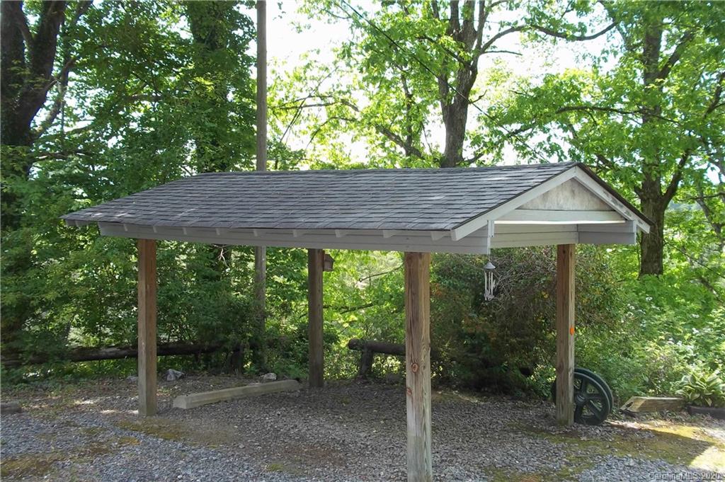 270 Rich Mountain Road Brevard, NC 28712 - Photo 9 of 32 Gallery Image 9