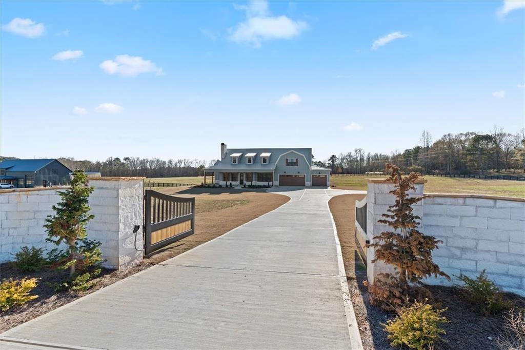 1237 Morgan Road Temple, GA 30179 - Photo 6 of 52 a view of a terrace with skyline