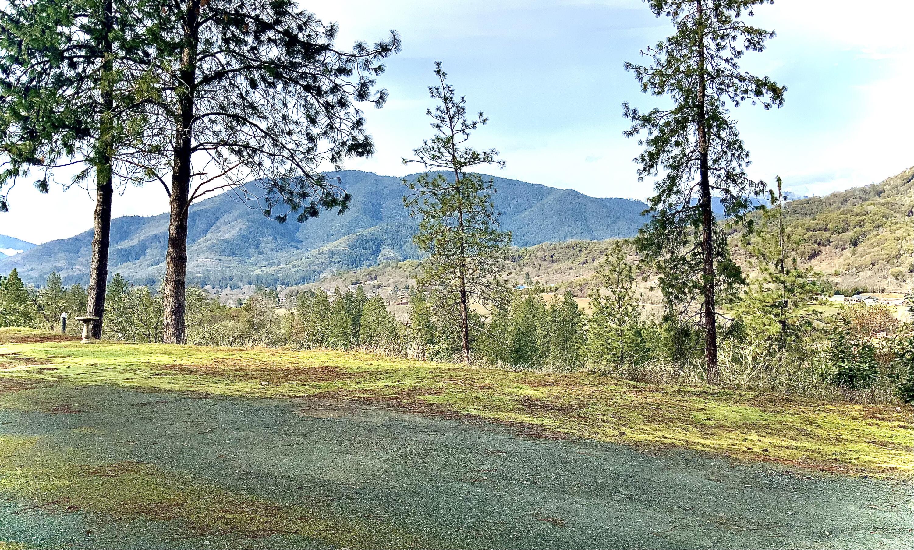 1050 Wards Creek Road, Unit 10700142 Rogue River, OR 97537 - Photo 10 of 26 15
