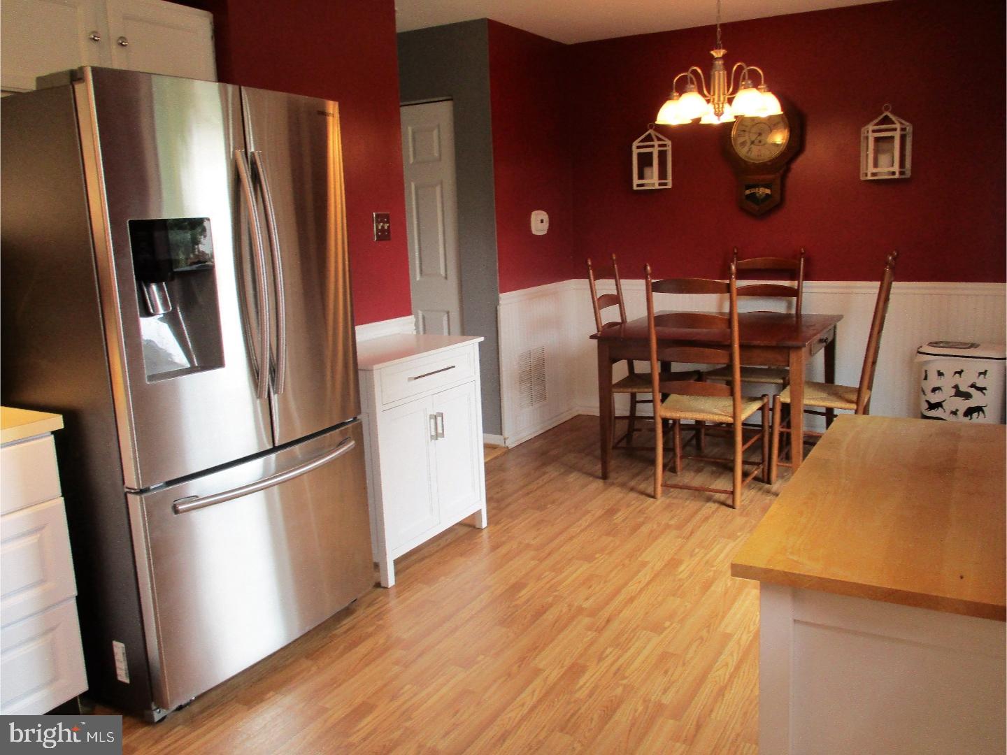 211 Aucott Road Brookhaven, PA 19015 - Photo 5 of 14 Kitchen