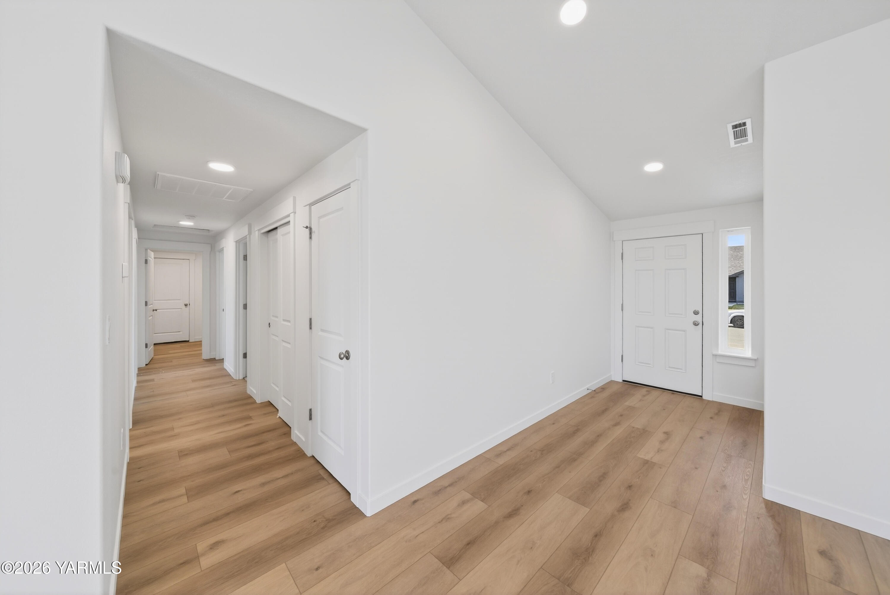 135 Bitters Loop Grandview, WA 98930 - Photo 6 of 13 135 Bitter's Lp-13