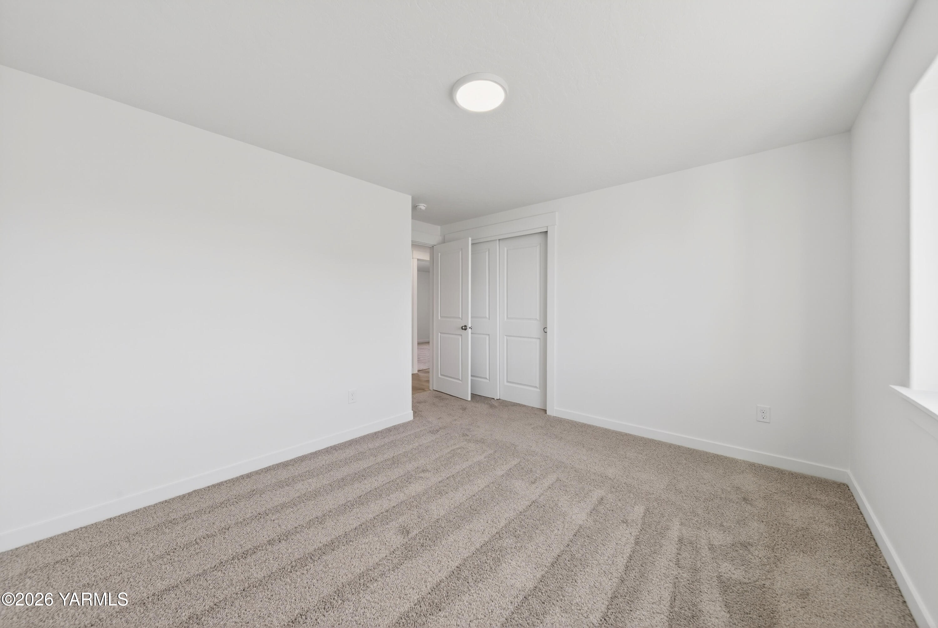 135 Bitters Loop Grandview, WA 98930 - Photo 10 of 13 135 Bitter's Lp-23