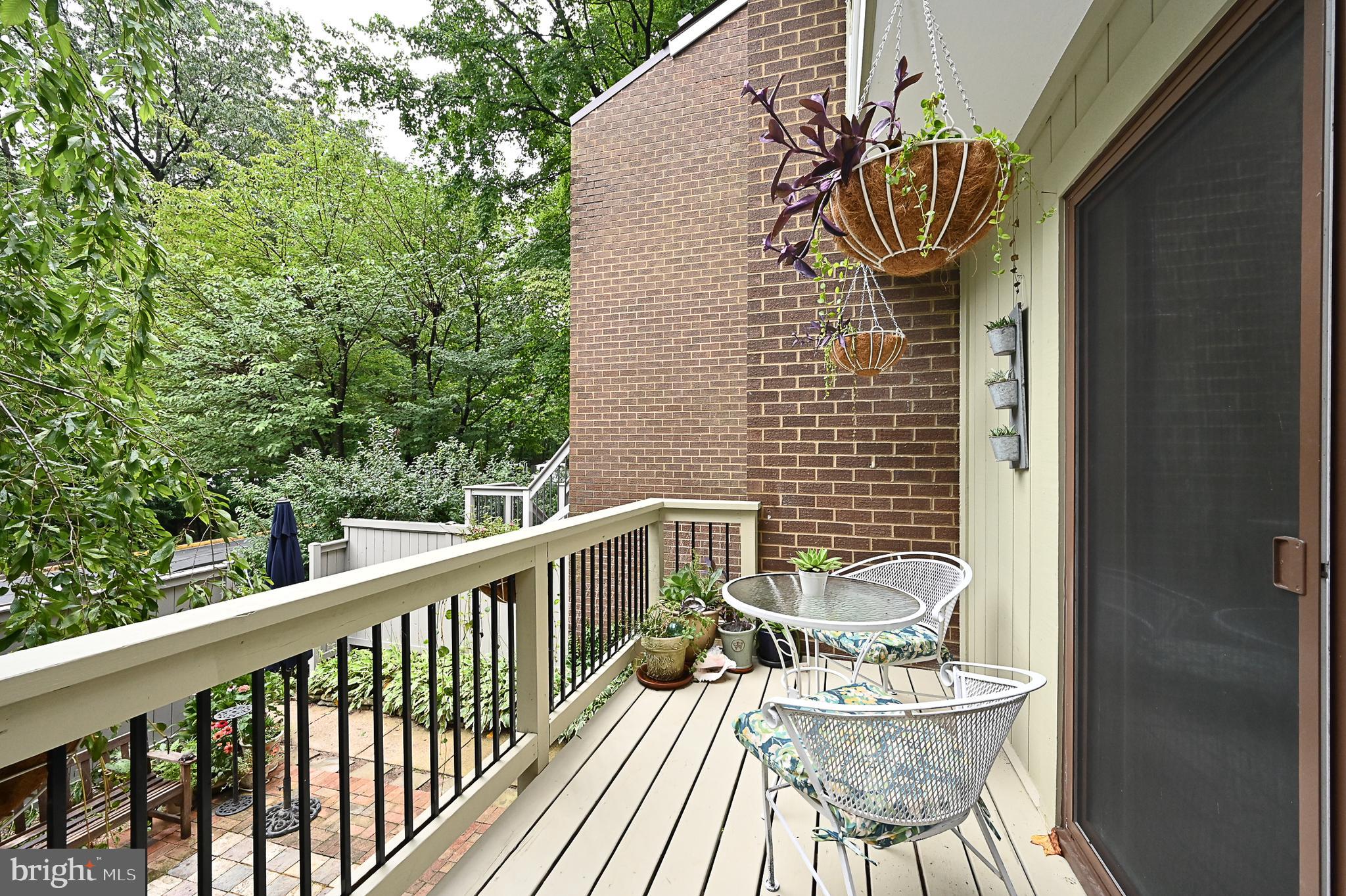 12013 Insha Court Reston, VA 20191 - Photo 12 of 35 Deck off kitchen overlooks front courtyard!