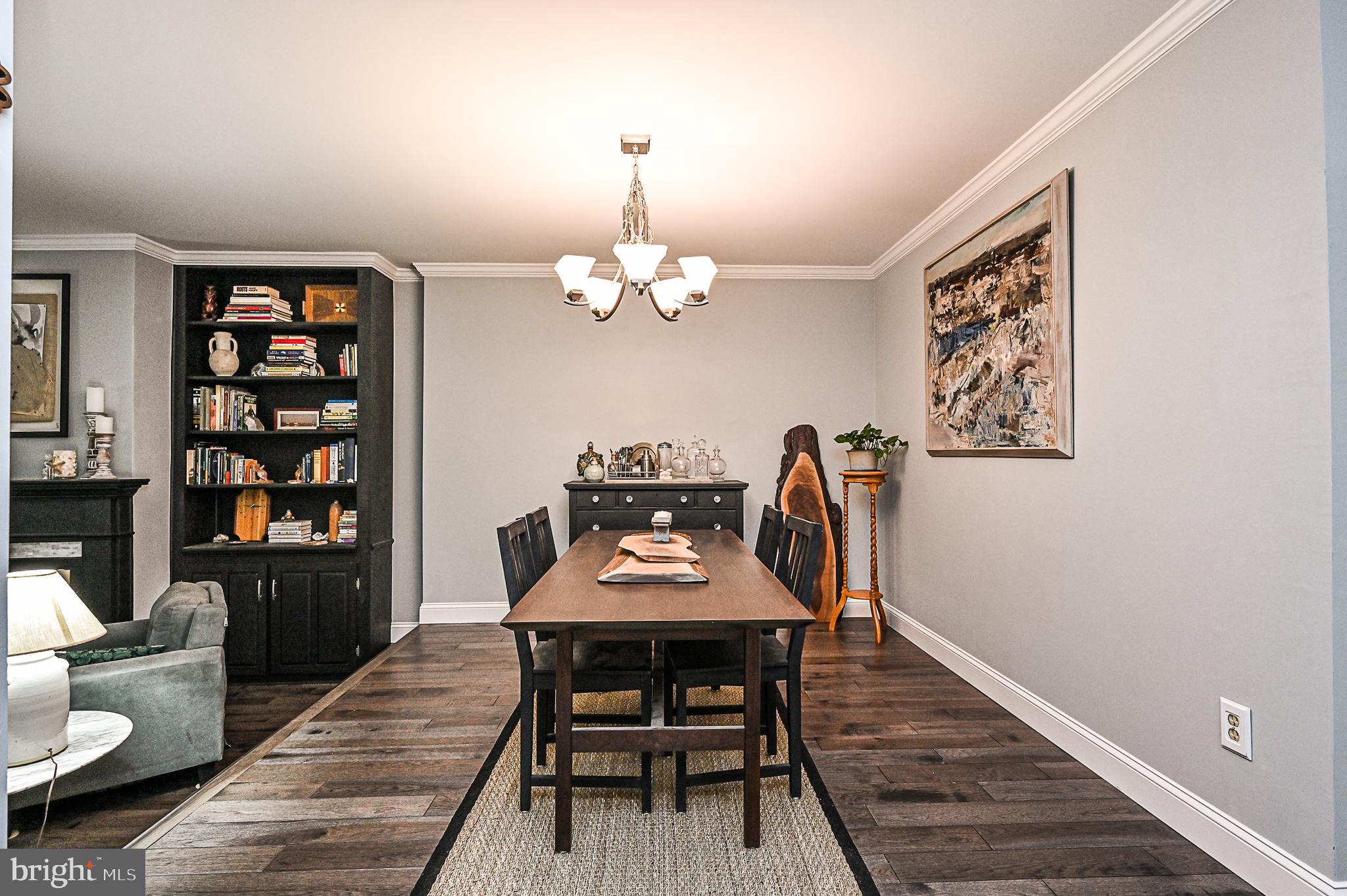 12013 Insha Court Reston, VA 20191 - Photo 7 of 35 15 x 11 dining room w/hickory hardwood flooring!