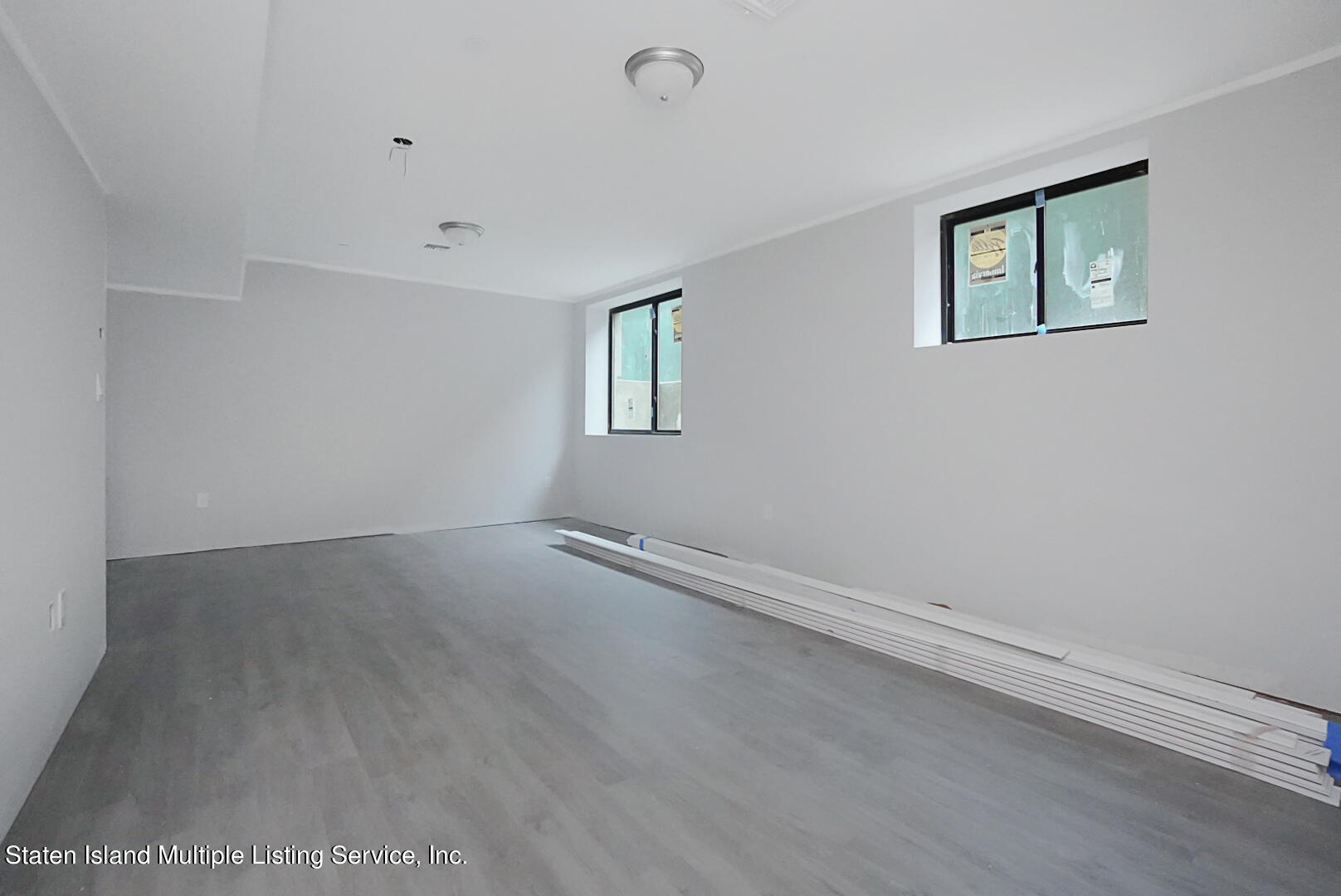 39 Ridgecrest Avenue Staten Island, NY 10312 - Photo 36 of 40 Photo May 10 2022, 5 12 06 PM