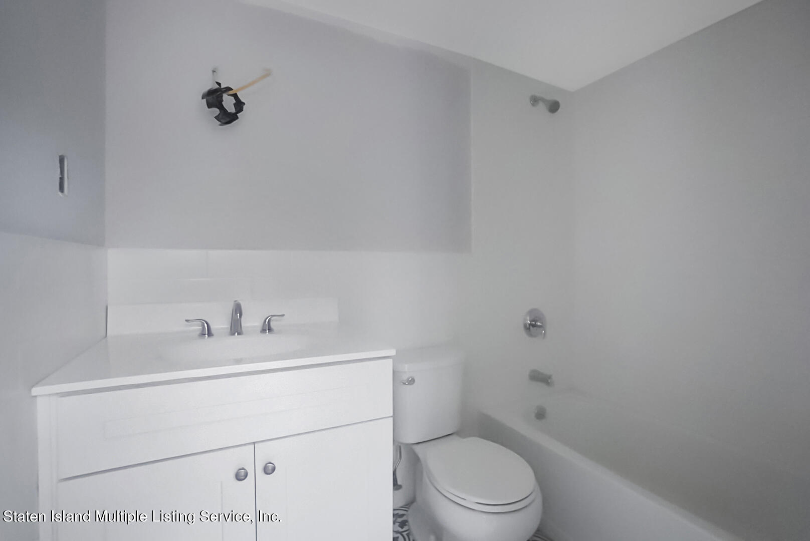 39 Ridgecrest Avenue Staten Island, NY 10312 - Photo 40 of 40 Photo May 10 2022, 5 13 12 PM