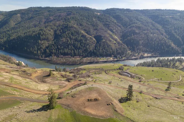 $310,000 | Lot 5 Quiet Hills Lane, Lenore, ID 83541