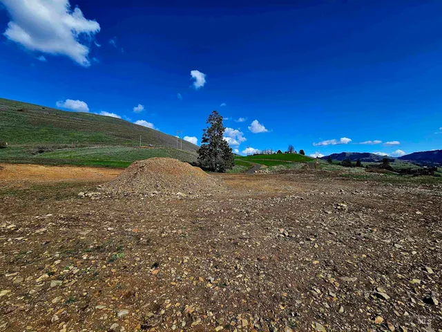 $310,000 | Lot 5 Quiet Hills Lane, Lenore, ID 83541