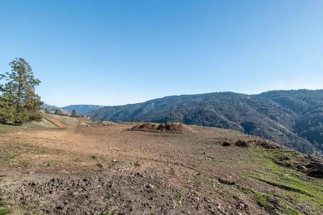 $310,000 | Lot 5 Quiet Hills Lane, Lenore, ID 83541