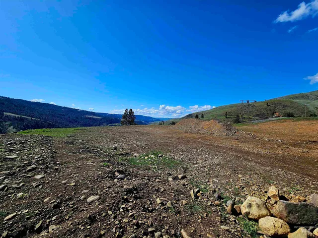 $310,000 | Lot 5 Quiet Hills Lane, Lenore, ID 83541