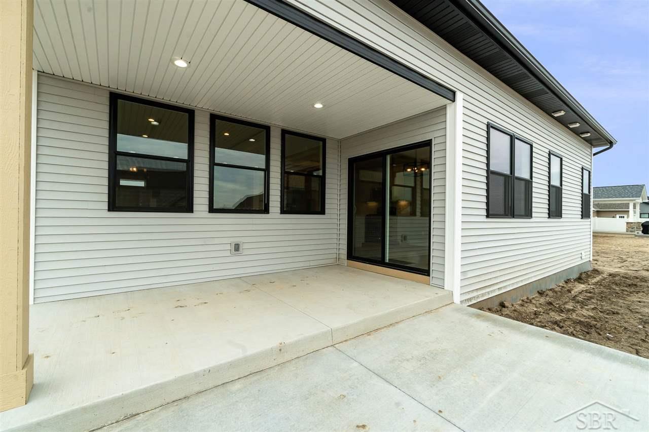 10194 Sarle Road Freeland, MI 48623 - Photo 27 of 27 50062742-26.JPG