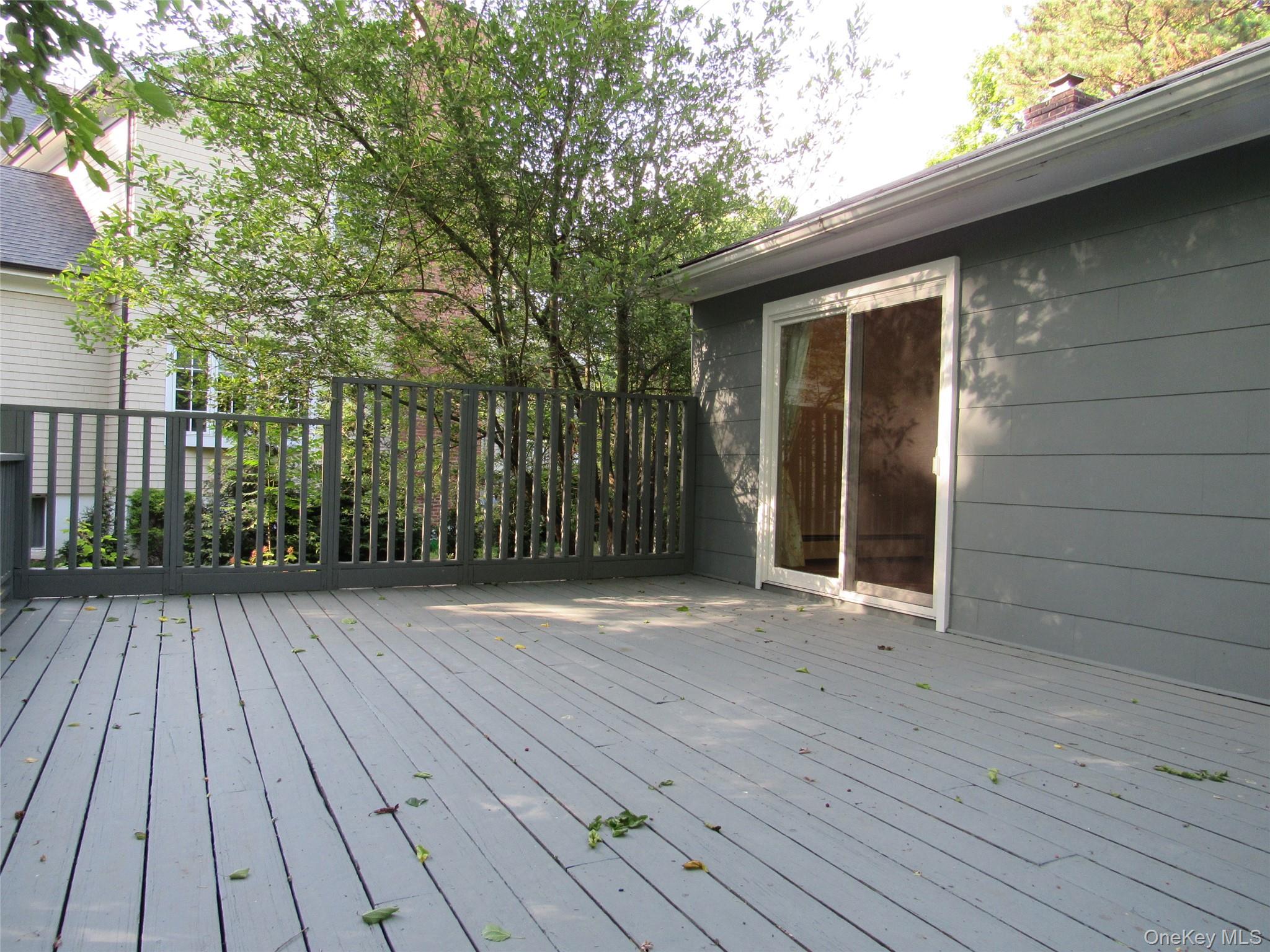 75 North Street Rye, NY 10580 - Photo 23 of 24