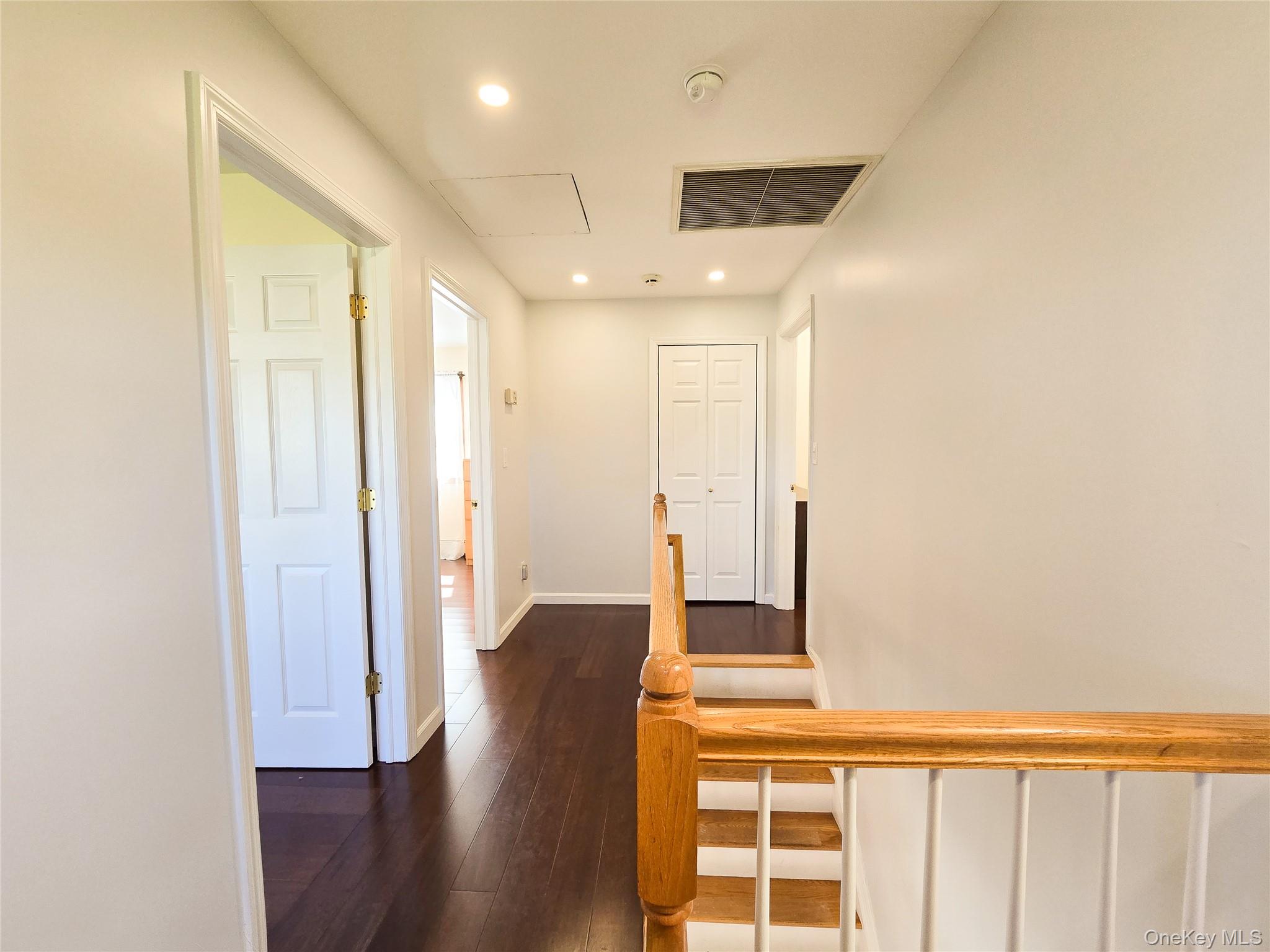 43 Fort Hill Road Huntington, NY 11743 - Photo 16 of 26