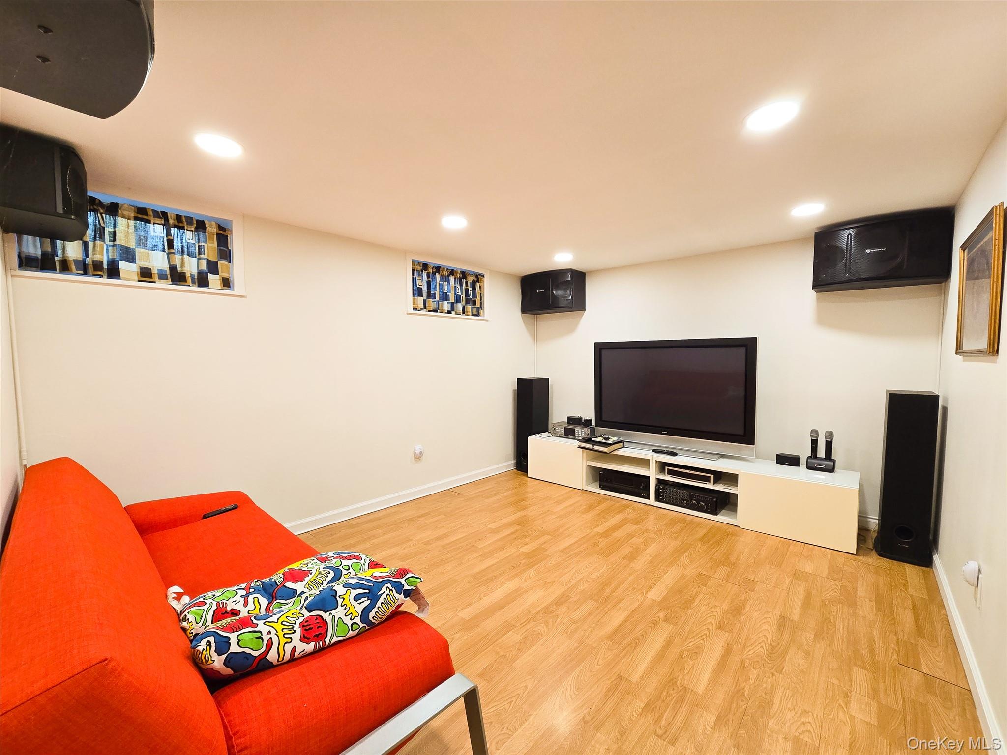 43 Fort Hill Road Huntington, NY 11743 - Photo 22 of 26