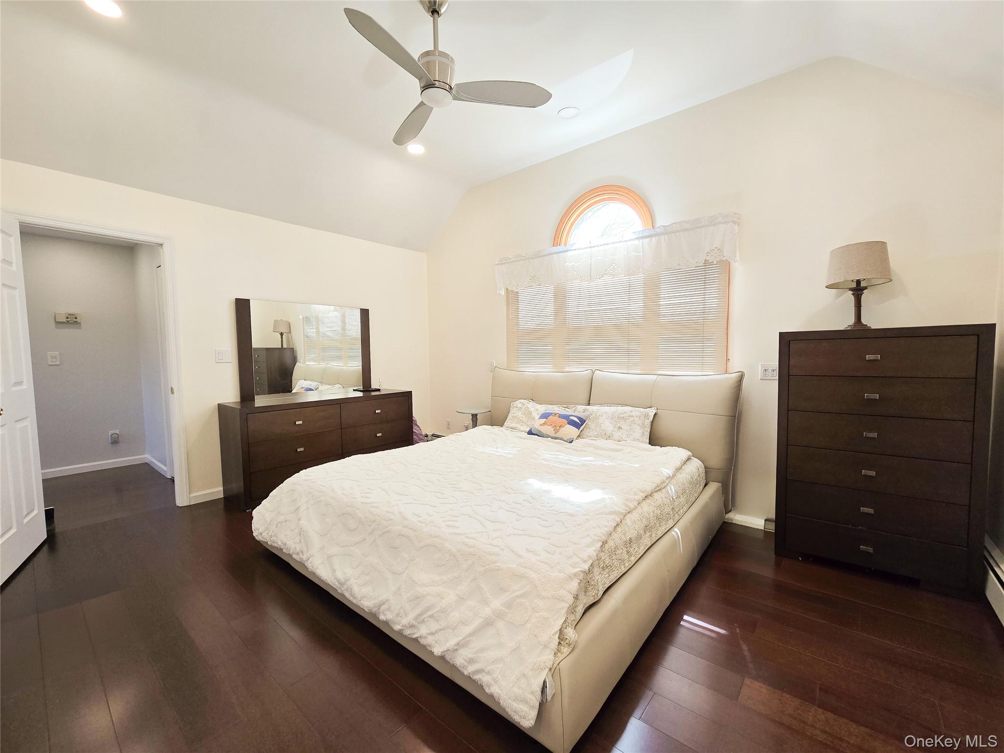 43 Fort Hill Road Huntington, NY 11743 - Photo 9 of 26