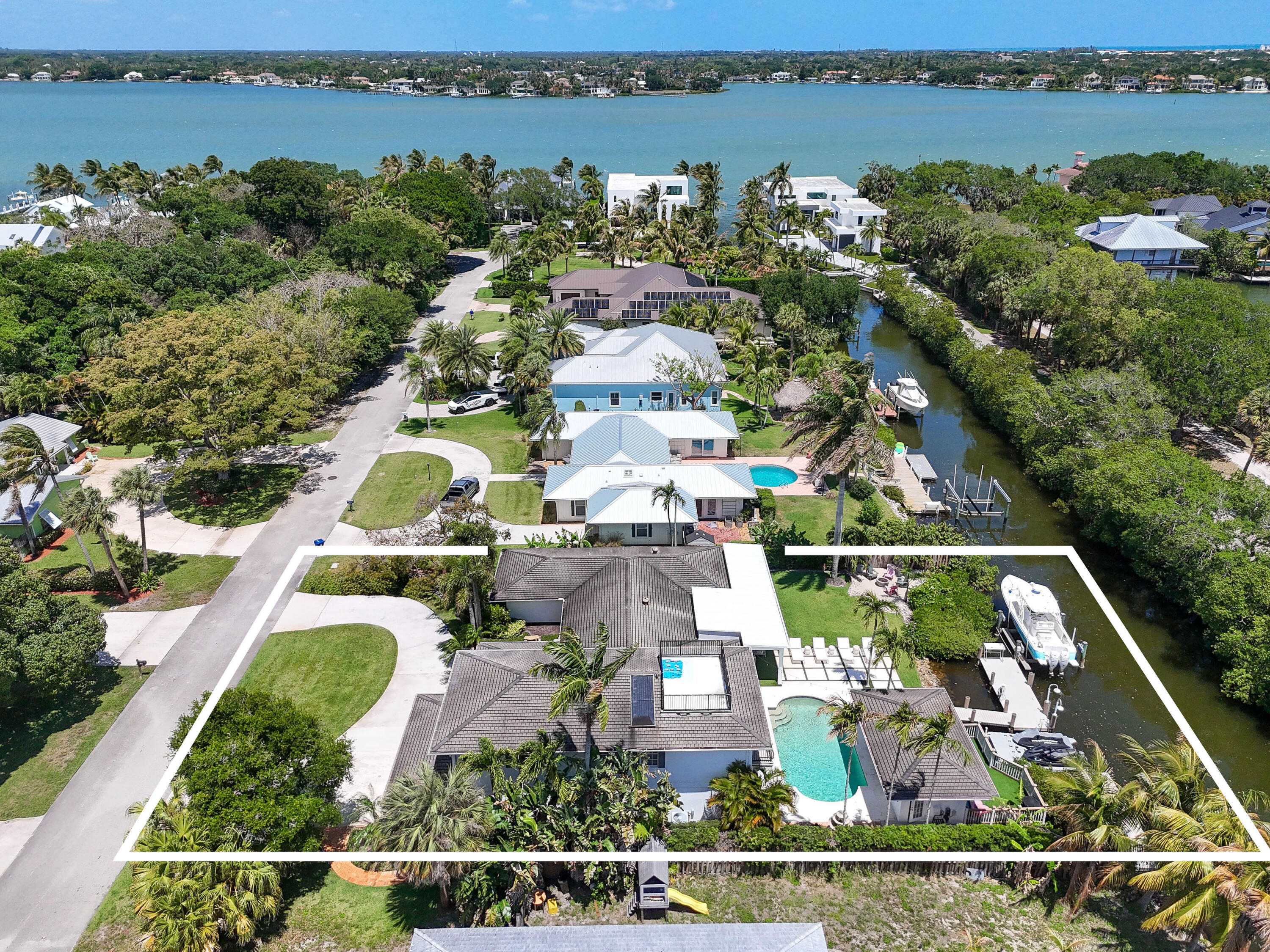 938 Turner Quay Jupiter, FL 33458 - Photo 65 of 71 938TurnerQuayAerials(10)a