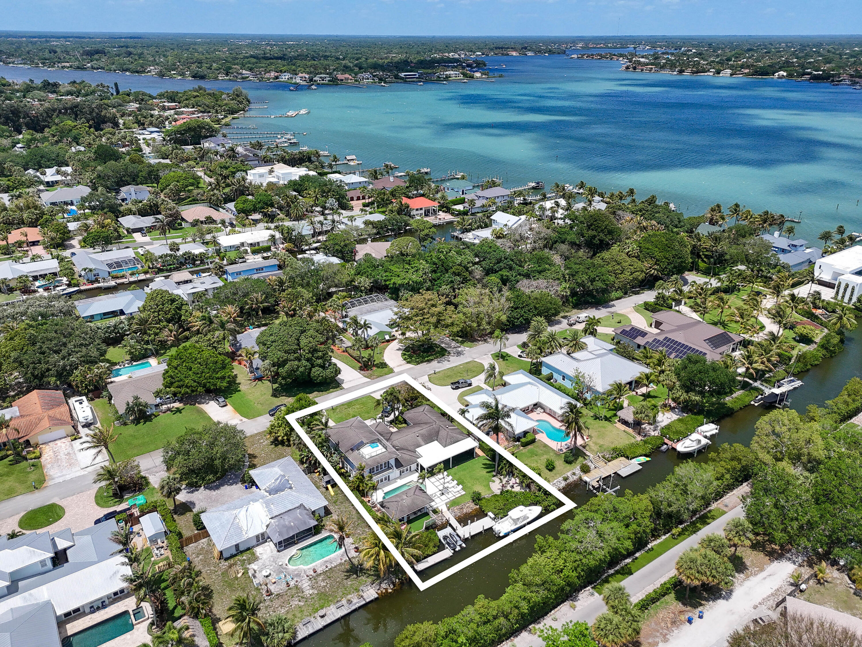 938 Turner Quay Jupiter, FL 33458 - Photo 68 of 71 938TurnerQuayAerials(34)a