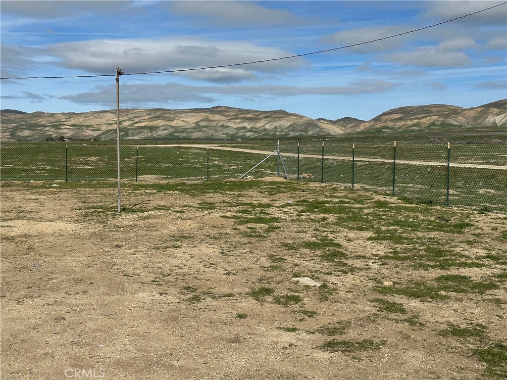 14355 Bella Road Santa Margarita, CA 93453 - Photo 3 of 6 a view of a lake view with mountain in the background