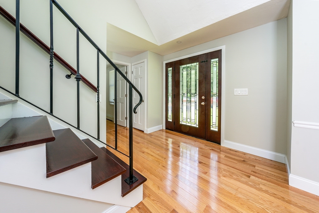 3 Popple Bottom Road Sandwich, MA 02563 - Photo 4 of 40 Gallery Image 4