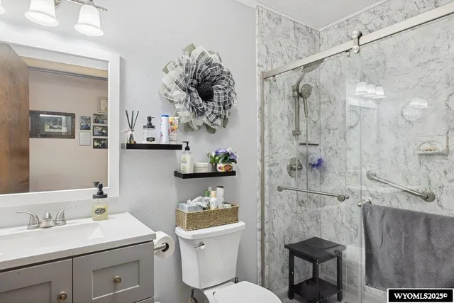 $420,000 | 631 Stahley Avenue, Evanston, WY 82930