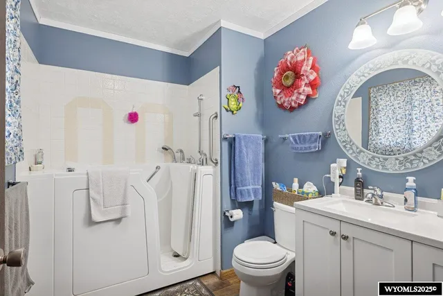 $420,000 | 631 Stahley Avenue, Evanston, WY 82930