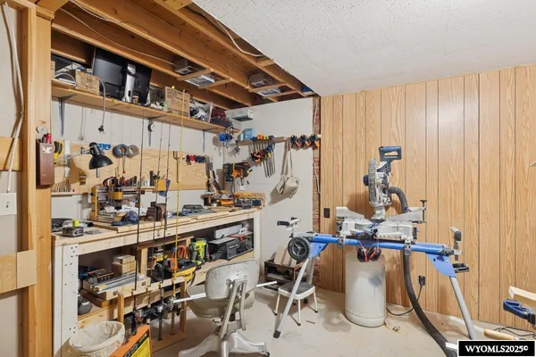 $420,000 | 631 Stahley Avenue, Evanston, WY 82930