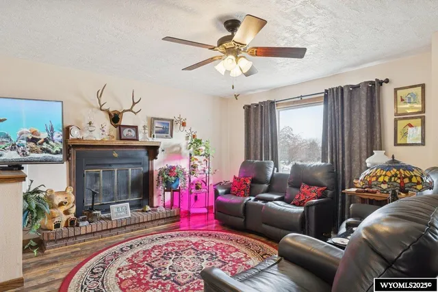 $420,000 | 631 Stahley Avenue, Evanston, WY 82930