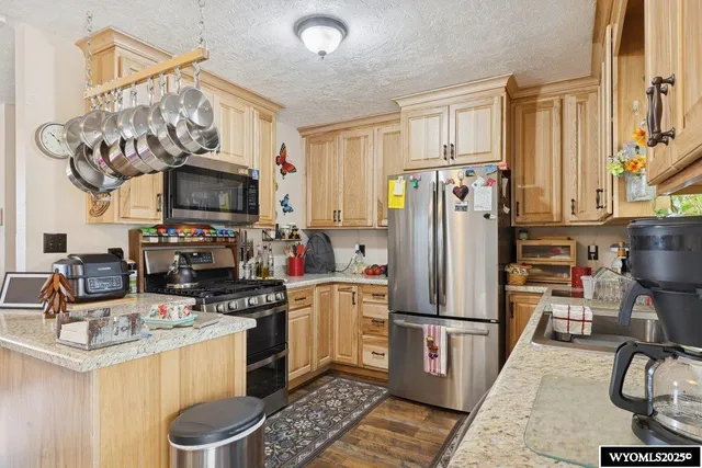 $420,000 | 631 Stahley Avenue, Evanston, WY 82930