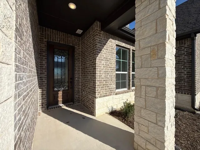 $514,900 | 404 Hayden Faith Court, Springtown, TX 76082