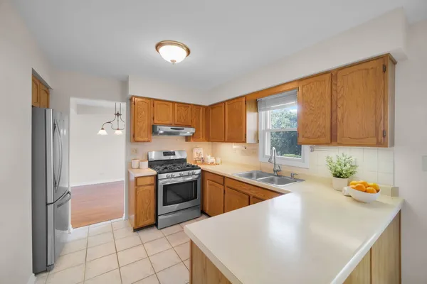 $579,000 | 1641 Lois Ann Lane, Naperville, IL 60563