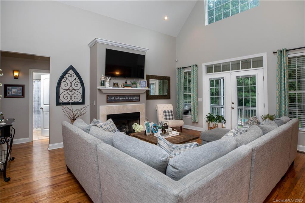 1104 Tom Joye Road Clover, SC 29710 - Photo 4 of 19 Gallery Image 4