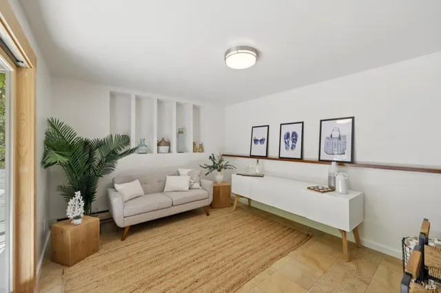 $1,350,000 | 12657 Fiori Lane, Sebastopol, CA 95472